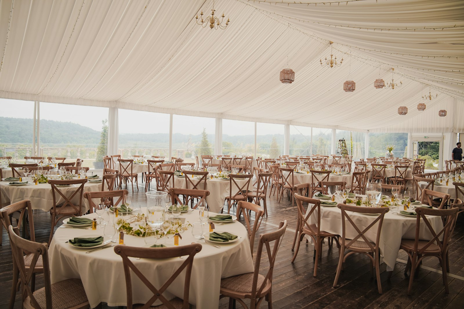 Mariage sous chapiteau